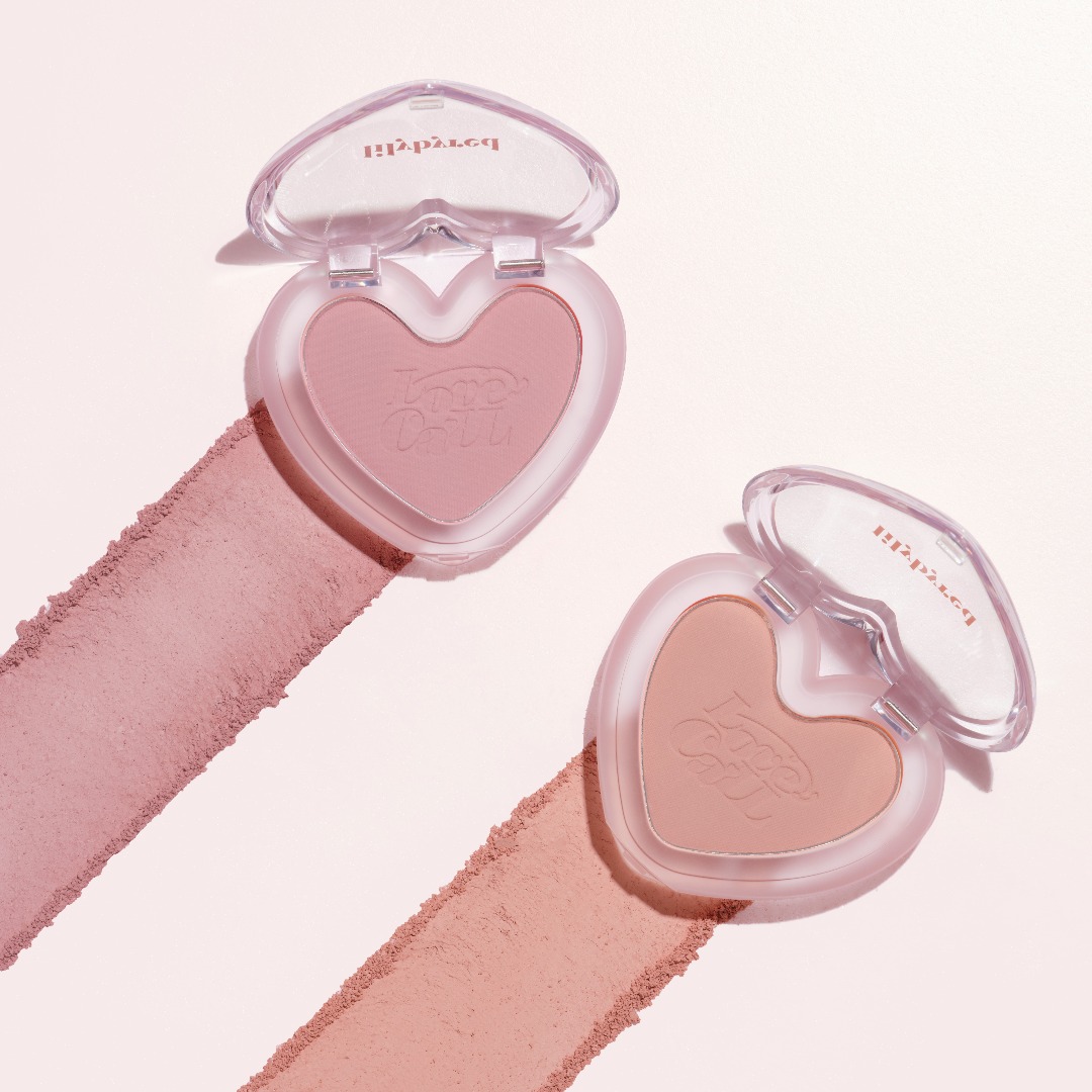 Phấn má Lilybyred Love Beam Blur Cheek 4.3g