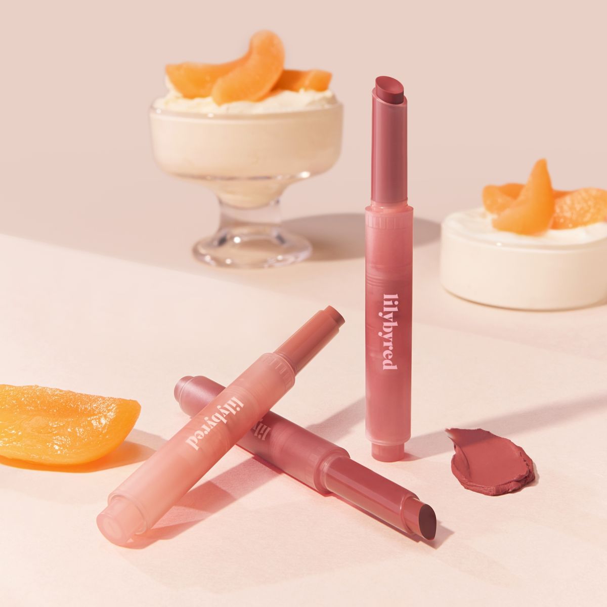 Son thỏi bấm mờ lì Lilybyred Milky Blur Fondue Bar 1.9g